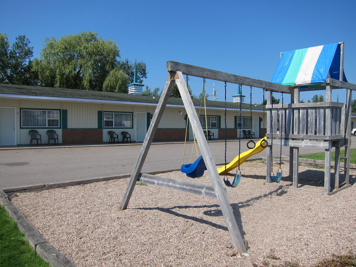Fundy Spray Motel Middleton Экстерьер фото