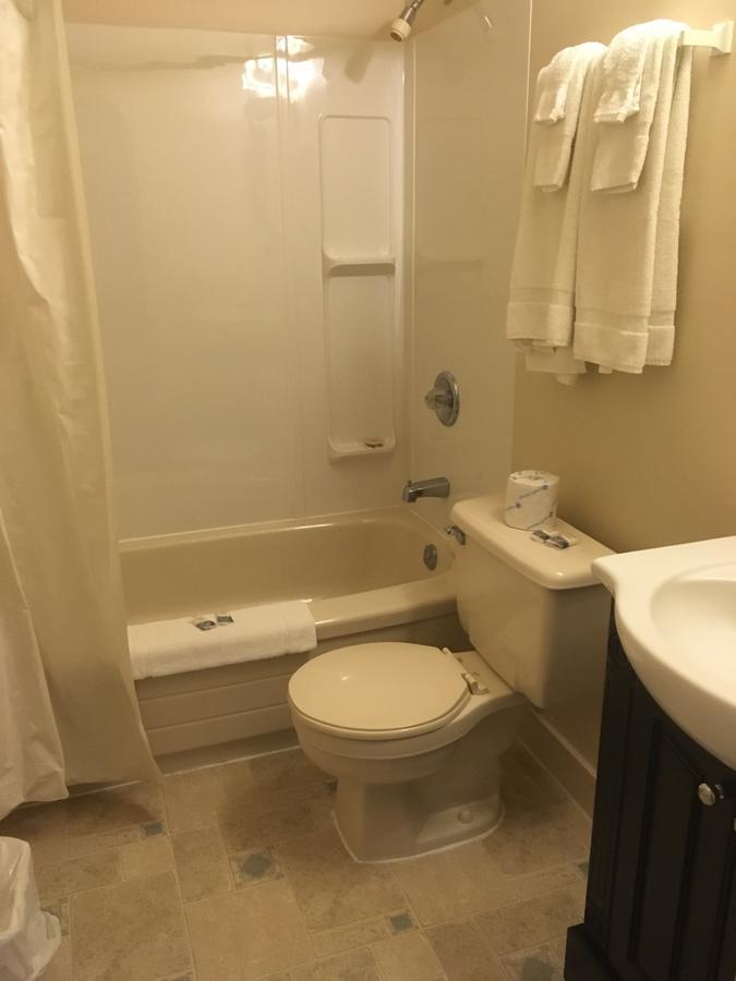 Fundy Spray Motel Middleton Экстерьер фото
